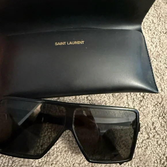 Saint Laurent Betty Sunglasses blk - Picture 6 of 7